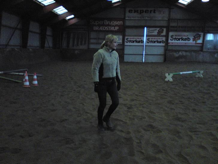 Springning på Brædstrup rideskole d. 31 Marts 10 - Helene (ridelærer billede 16