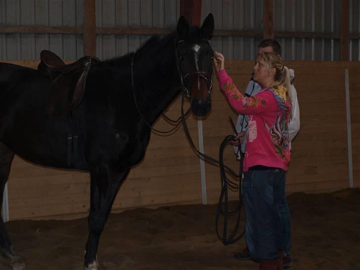 Min 1 tur på lilleskid og hendes nye sadel. billede 1