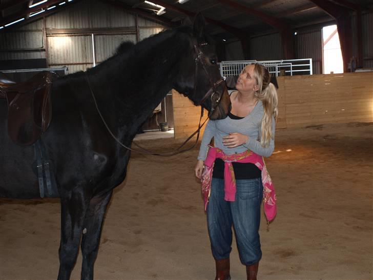 Min 1 tur på lilleskid og hendes nye sadel. billede 3