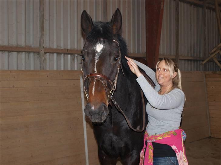 Min 1 tur på lilleskid og hendes nye sadel. billede 6