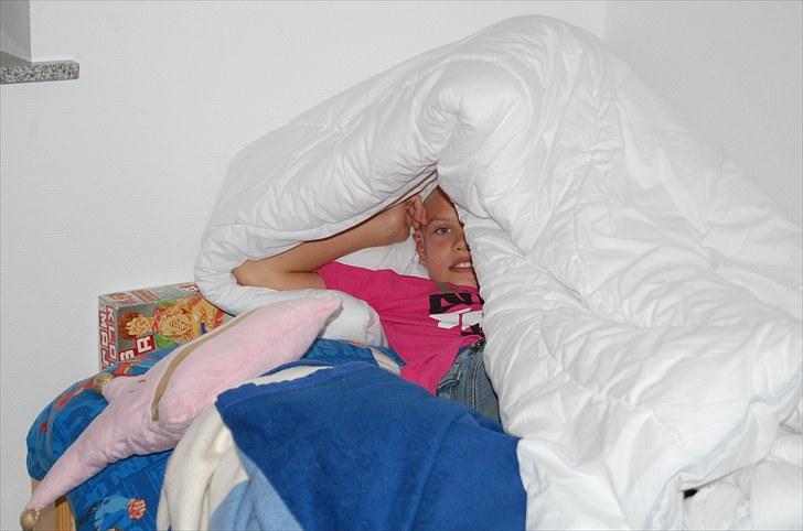 Jeanett & Michala går amok ! ;D  - Joakim       Foto: Michala billede 3