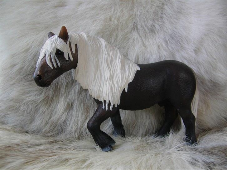 Mine Schleich Dyr - Navn: Fury Ferrari Race: Schwarzälder Køn: Hingst Alder: 9 år billede 99