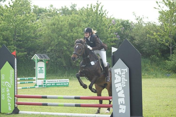 Charlotte og Destiny. billede 12