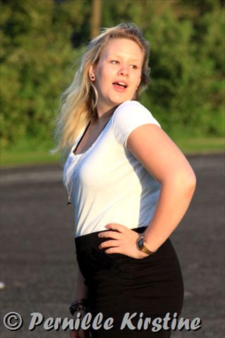 Billeder fra fødselsdag hos Liis i går :D billede 108