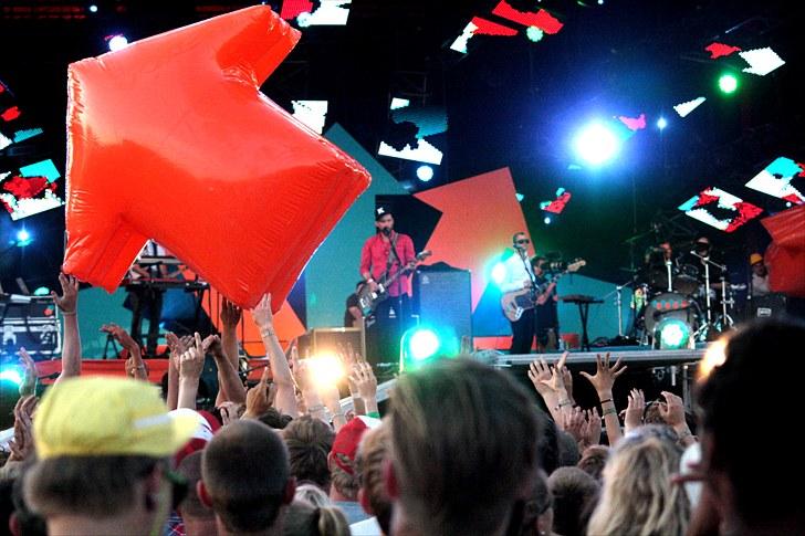 Roskilde Festivalen 2010 - KASHMIR !! - Og pilen 'flyver' rundt :P billede 4