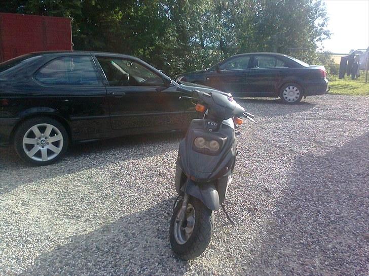 Min scooter!! :D billede 4