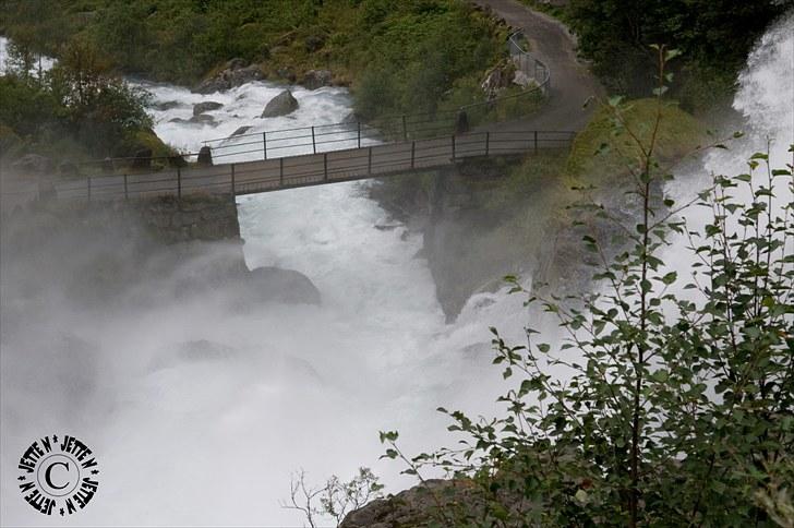 Norge 2010 - På vej til Briksdalsbreen billede 20