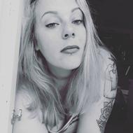 * Wicki Seegelke - Brunika og Bette *