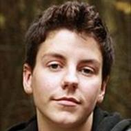 Simon  S *Amatør-fotograf*