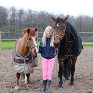 Emma & Pony