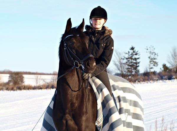 Første gang med rytter! og sne billeder