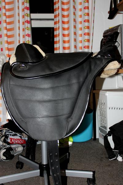 Hvilket mærke er min sadel
