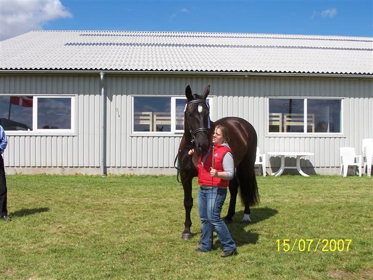 Oldenborg Diosa af stensbjerg - Diosa og mig efter hun er blevet kåret. billede 9