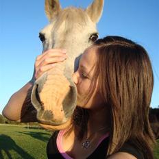 Anden særlig race Duchesse