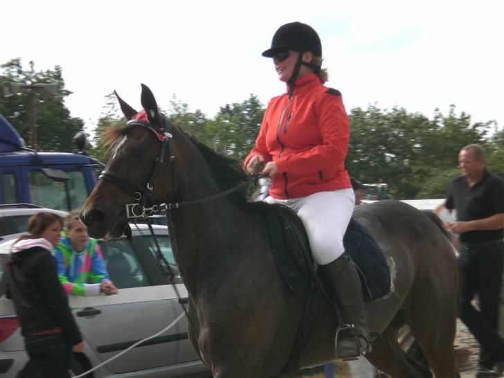 Traver Morassi (S) *Bortgivet til min veninde Karina* - Og os på vej i stalden... billede 11