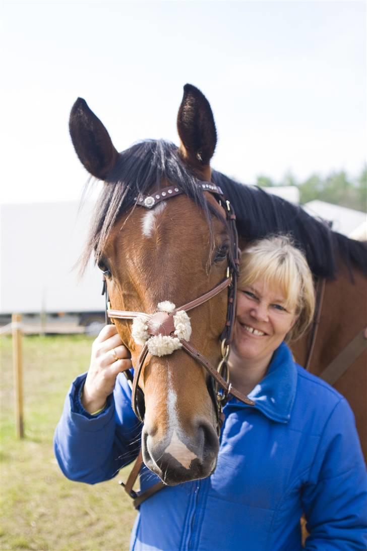 Anden særlig race Nightmare Macohl *RIP* - Mors 2008, står og venter på resultatet af sidste klasse billede 12