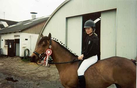 Anden særlig race jasmijn  - Minse og mig efter et stævne .. billede 3