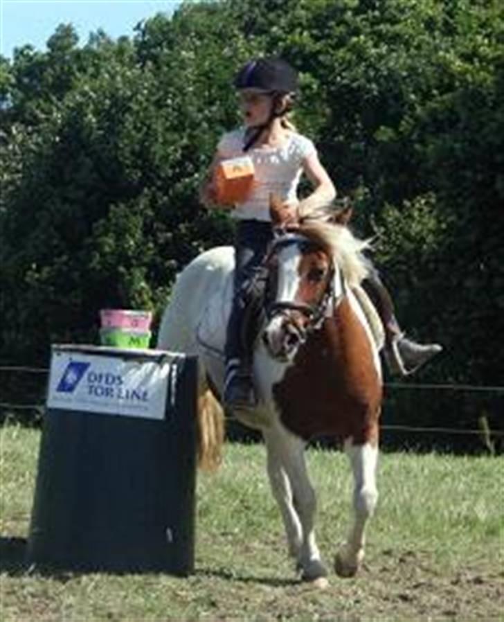 Pinto Cirkeline - Mig og Cirkeline leger madkasser. billede 7