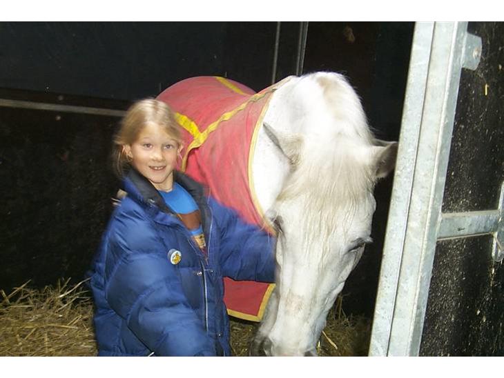 {{currentPhoto.altText}} billede {{currentPhoto.number}}