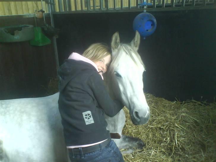 Anden særlig race Lykkelundens Moon Magic  - Hotte dejlige og smukke gille<3 billede 1