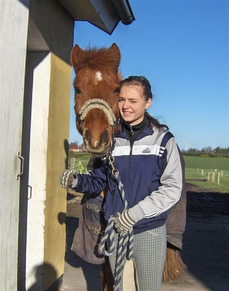 Anden særlig race Vestervangens Asterix - Aste & mig :D. Solen skinner altid når du er i nærheden (´: billede 5