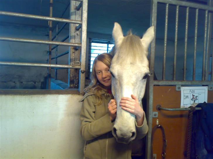 Anden særlig race Åge<33 - hygger :)<33    foto: Maria G .. billede 4