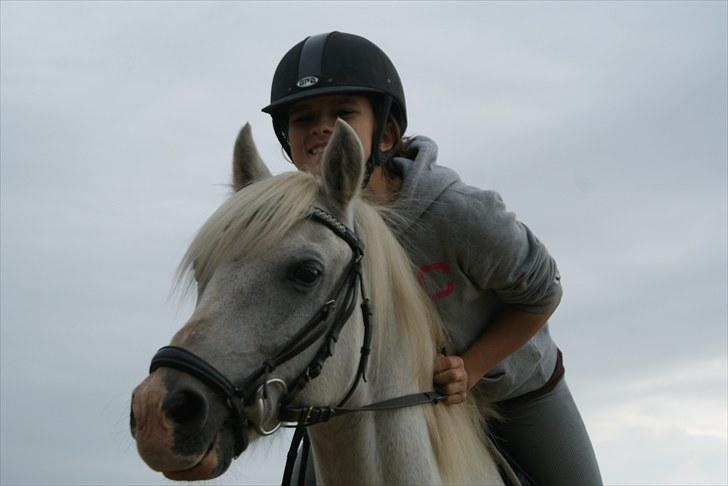 Anden særlig race GHOST BUSTER - There'll be no sunlight, if I lose you baby <3 billede 9