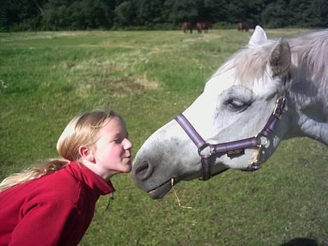 Anden særlig race Lotte *Død* - Et lille smækkys til miig.. Heeh billede 19
