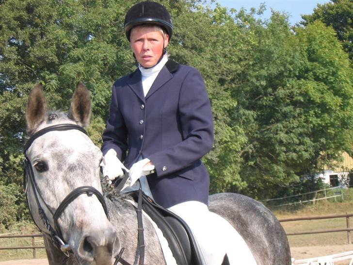 Anden særlig race máshiri †R.I.P† -  10# Min mutti og Máshiri til stævne d. 25/9-05 billede 10