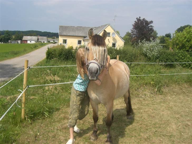 Anden særlig race - Bullit † - Bullit og jeg for nogle år siden <3 billede 4