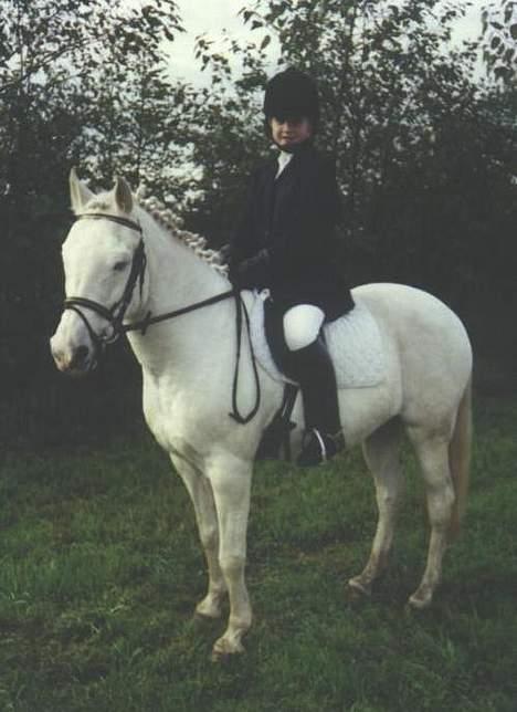 Anden særlig race Yousette (R.I.P.) - Her vi til en af vores første stævner..gamelt billde! hehe billede 11