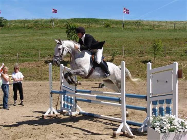 Anden særlig race May Day billede 4