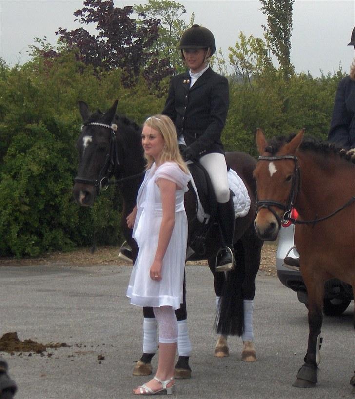 New Forest krondalens alymet  - 1)alymet og jeg til min konfirmation 2009;D you are amezing foto:mormor billede 1