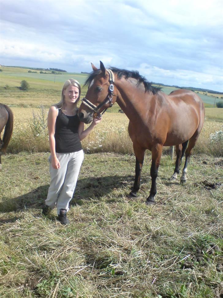 Anden særlig race Vanessa <3   - Jeg vil altid stå ved din side!i:<3 Sommergræs 07<3 Fotograf: Kate H. Jakobsen. billede 4