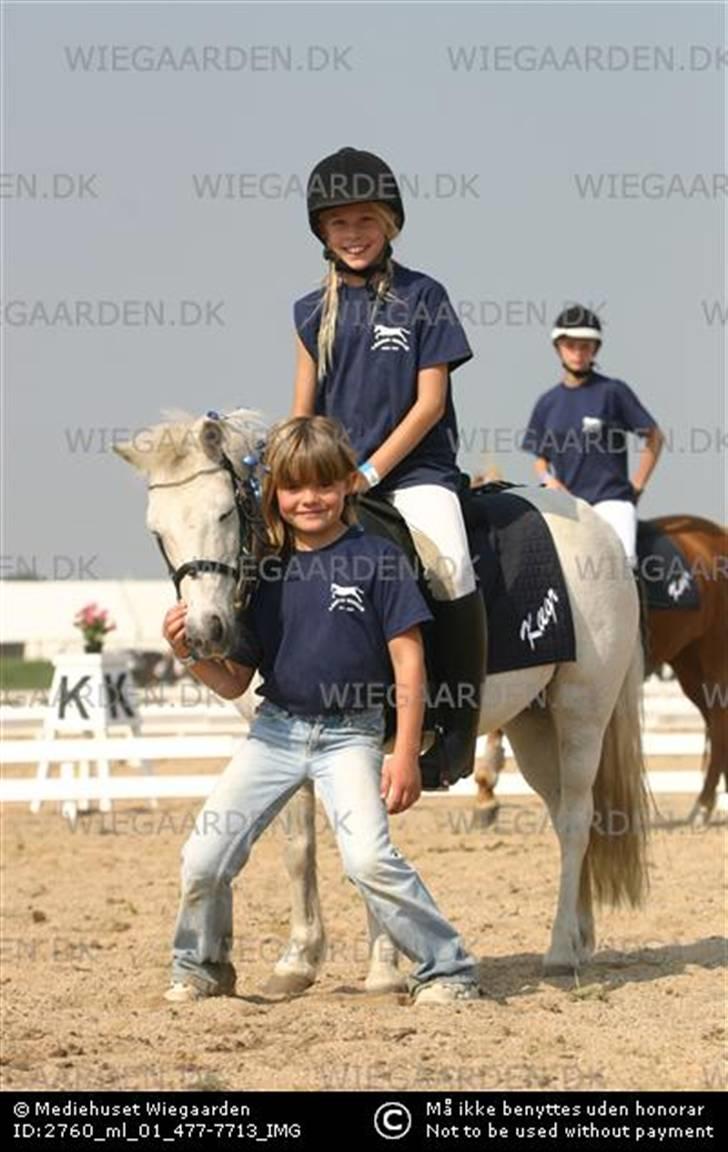 Anden særlig race Lille Beauty - Mig, Camilla & L Beauty ! det er ba´ det dejligste billede :D  billede 10