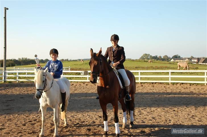 Connemara Amidas<3 - med vores pokal(: <3 billede 8