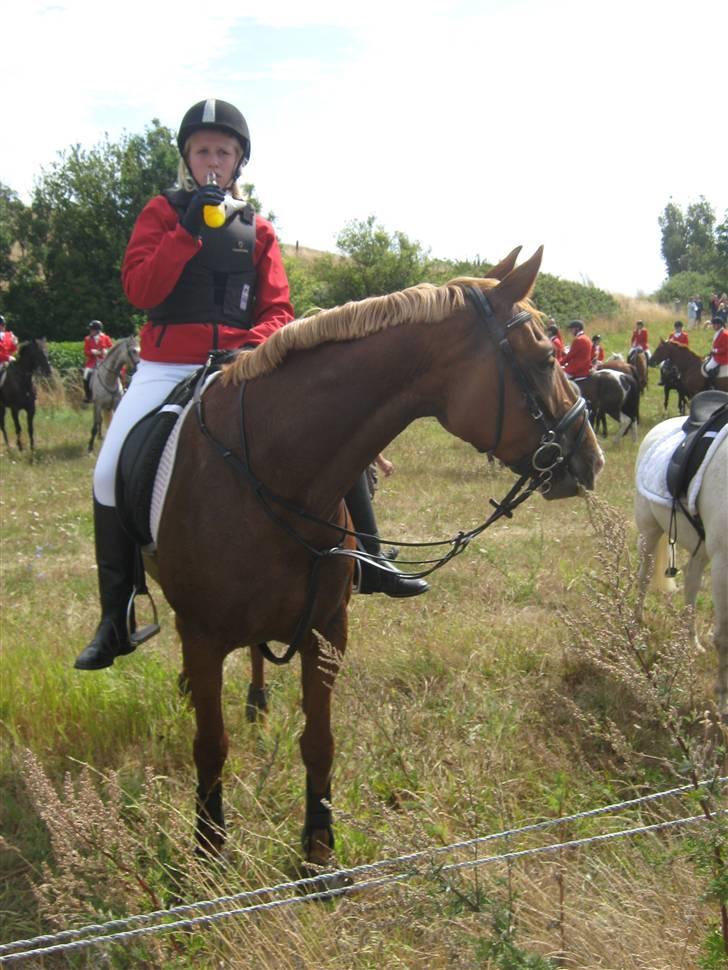 Frederiksborg Atlantis - Klinte jagt.. Vi står ved siden af min veninde Emma. (Se flere billeder i foto albums) billede 5