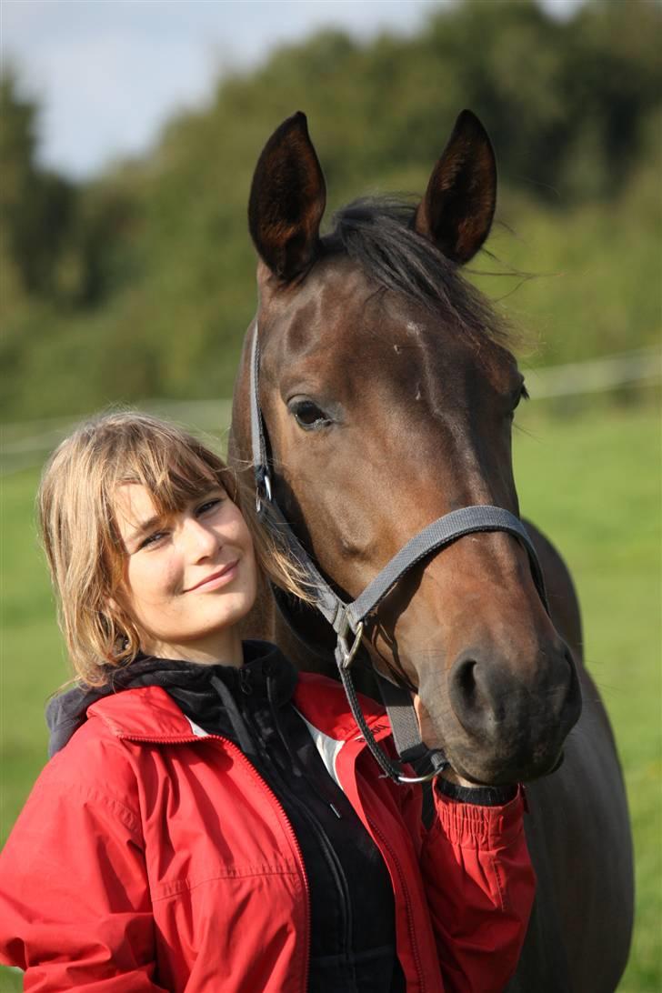 Dansk Varmblod Lykkesborgs Sydney  - mig og Sydney <3 Foto: Crillo billede 9