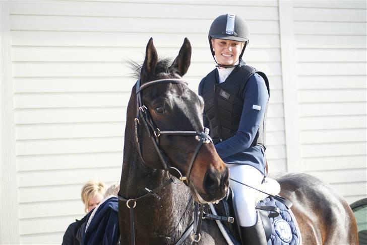 Oldenborg O'malley  - mig og min smukke dreng. på middelfart til fyns 09. foto: Sofie-Amalie Klüver kristensen billede 3