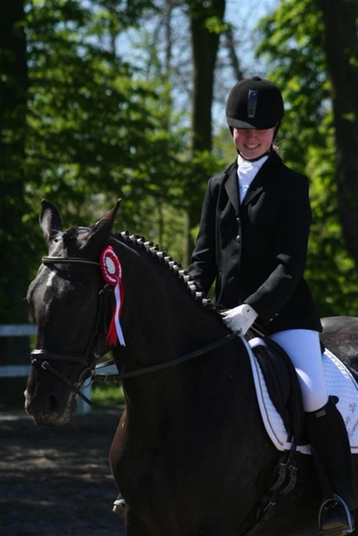 Anden særlig race Noir De Monique <3  R.I.P - NFRK april 2007, Første udendørs stævne og første 1.plads... :D billede 9