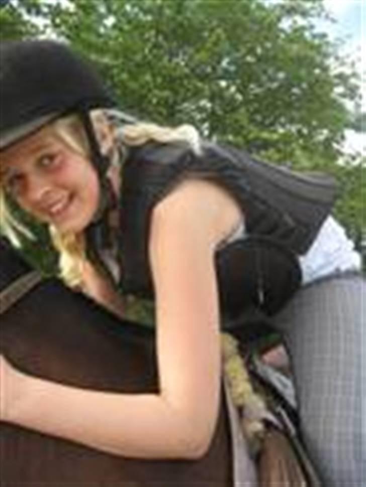 Anden særlig race Tobias (Sweety Monty) - Mit yndlings billede af os :D Han er så dejlig <3 . - Foto: Michelle billede 6