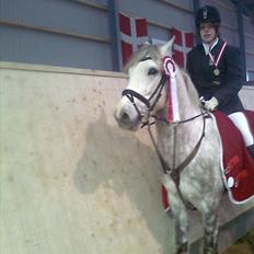 Anden særlig race Rakhan , klubmester 2010 