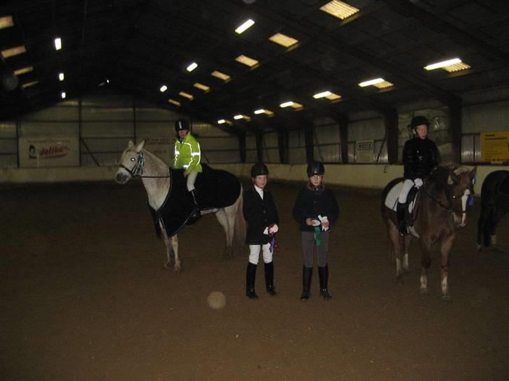 Anden særlig race Stella R.I.P. :-( - præmie overrækkelse. jeg vandt  :D . billede 8