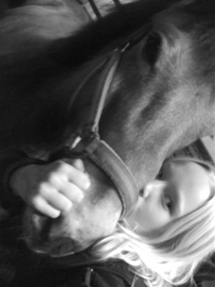 Anden særlig race Bleiki ii; <3  - Elsker dine kys min :i <3  billede 12