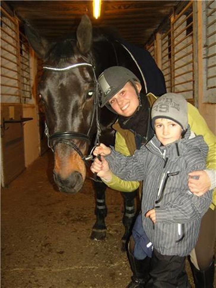 Oldenborg O'malley  - O´malley min lille fætter og mig :) billede 10