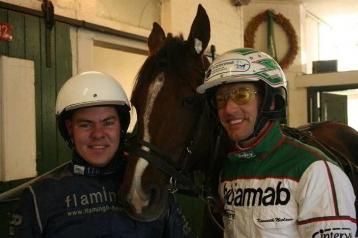 Traver Montana Sølvtop - Min elskede Montana med Kenneth i det grønne og  Mikael i det blå sæt :) billede 10