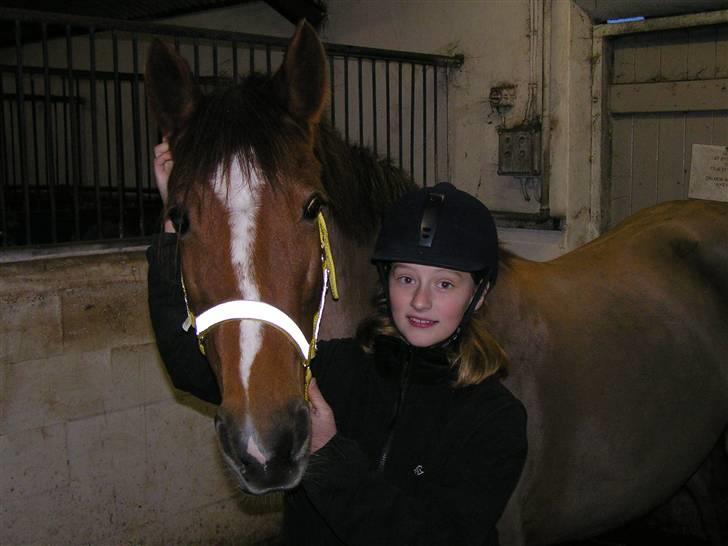 Anden særlig race Fleur<333solgt og savnet! - Fleur med sin refleks grime billede 17