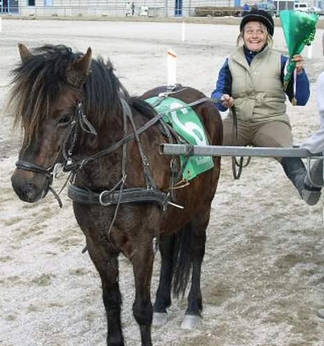 Gotlandsruss Maja (DØD) - Gitte og Maja- en 1. plads i Oldboys billede 6