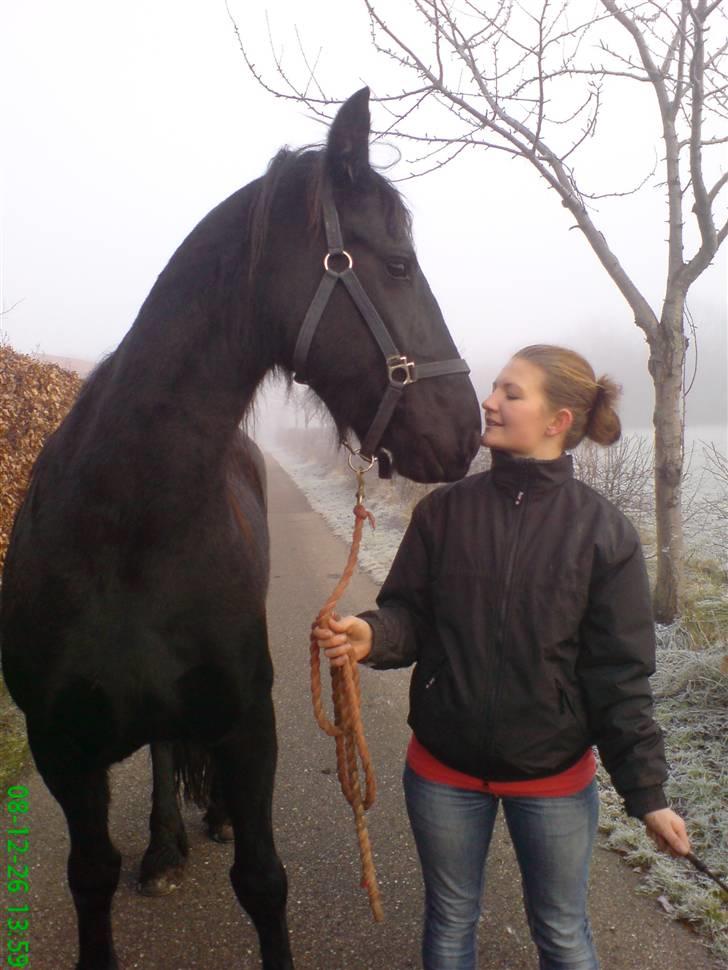 Frieser Wietske - Kysse kysse, min lille prinsesse . billede 4
