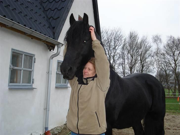 Frieser Wander ***SOLGT*** - Altid dejligt at blive nulret bag ørerne billede 14